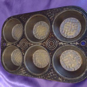 vintage muffin tin
